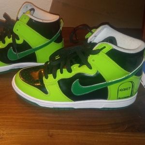 Lime green gravestones nikes